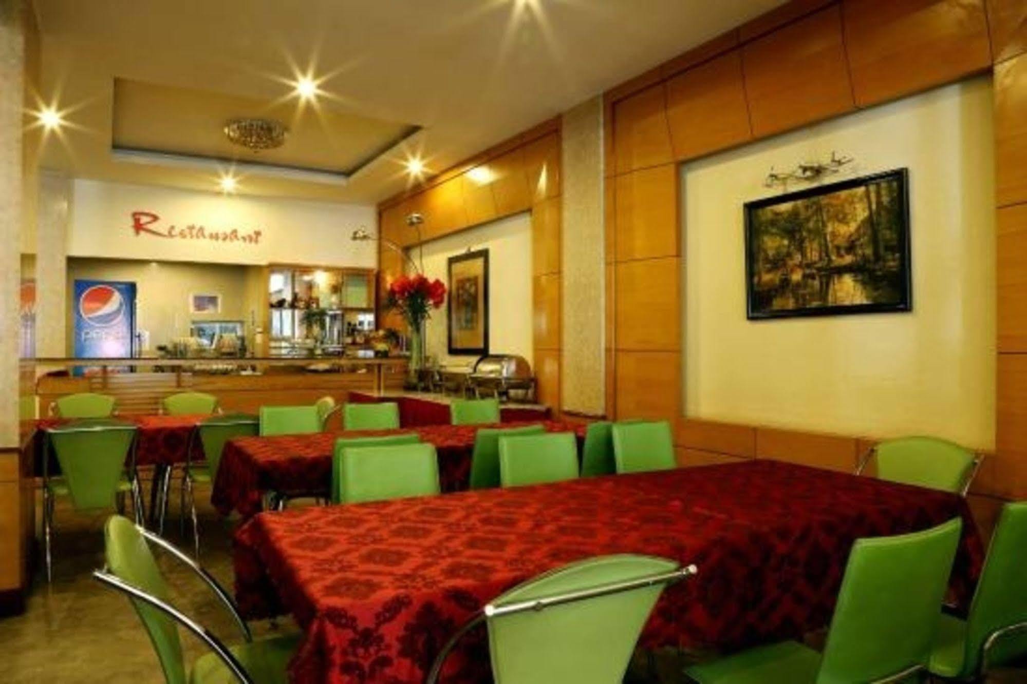 Lien Thanh Hotel Ho Chi Minh City Bagian luar foto