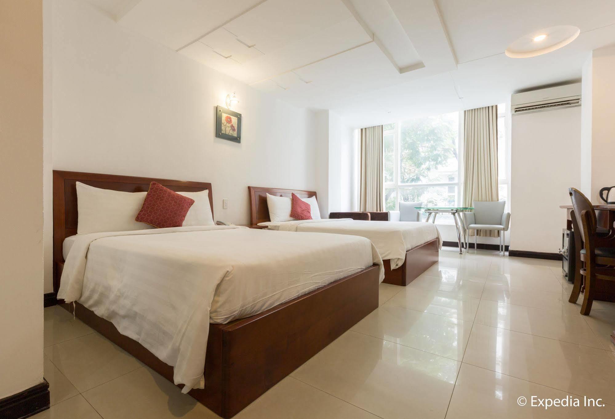Lien Thanh Hotel Ho Chi Minh City Bagian luar foto